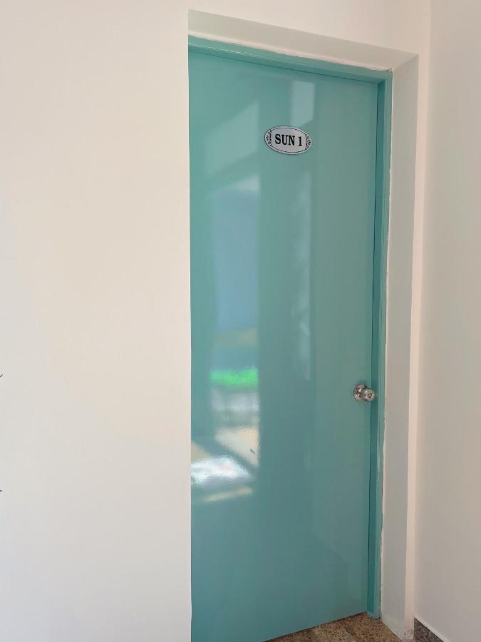 Under The Sun Homestay 후에 외부 사진